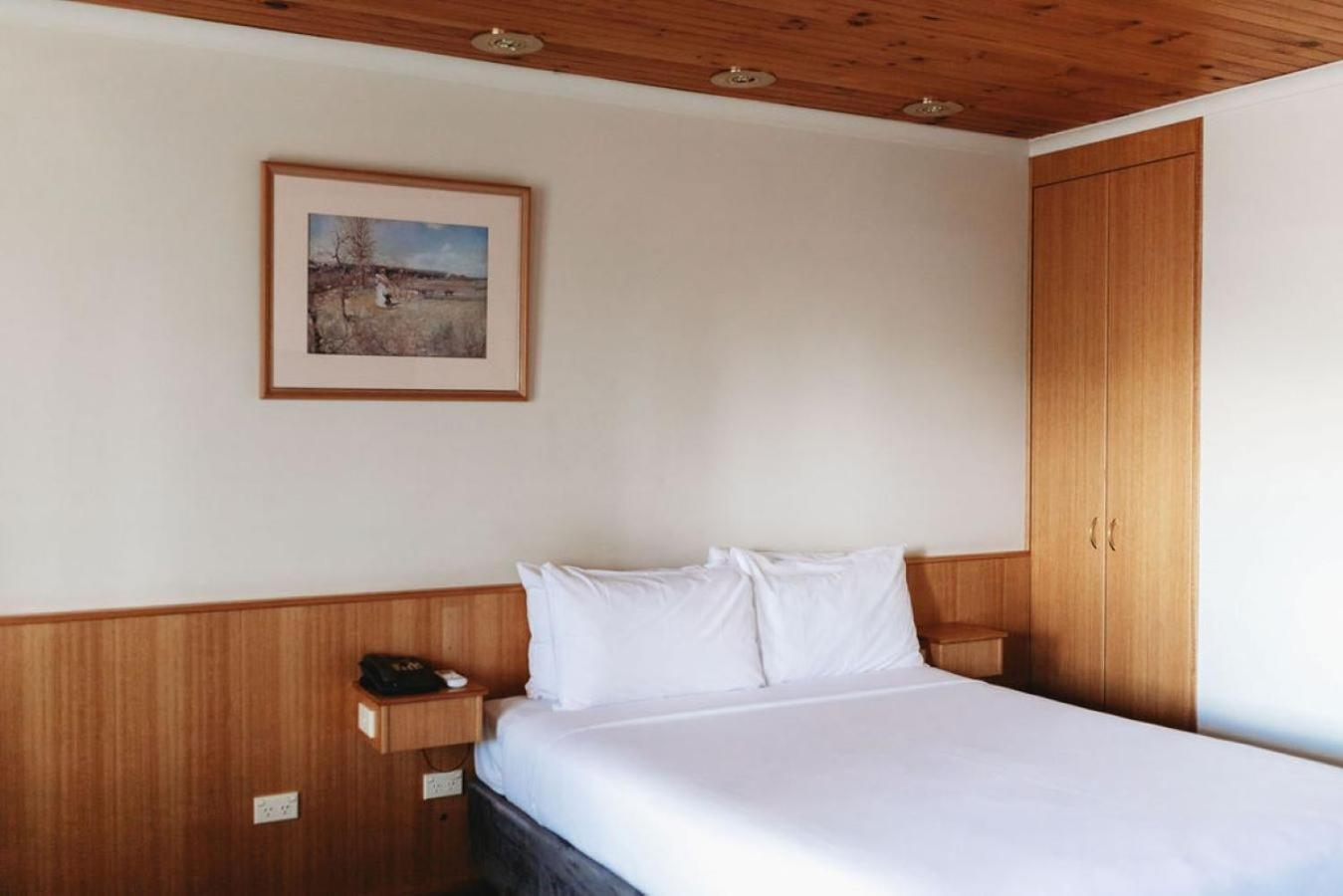 Echuca Nirebo Motel Екстериор снимка